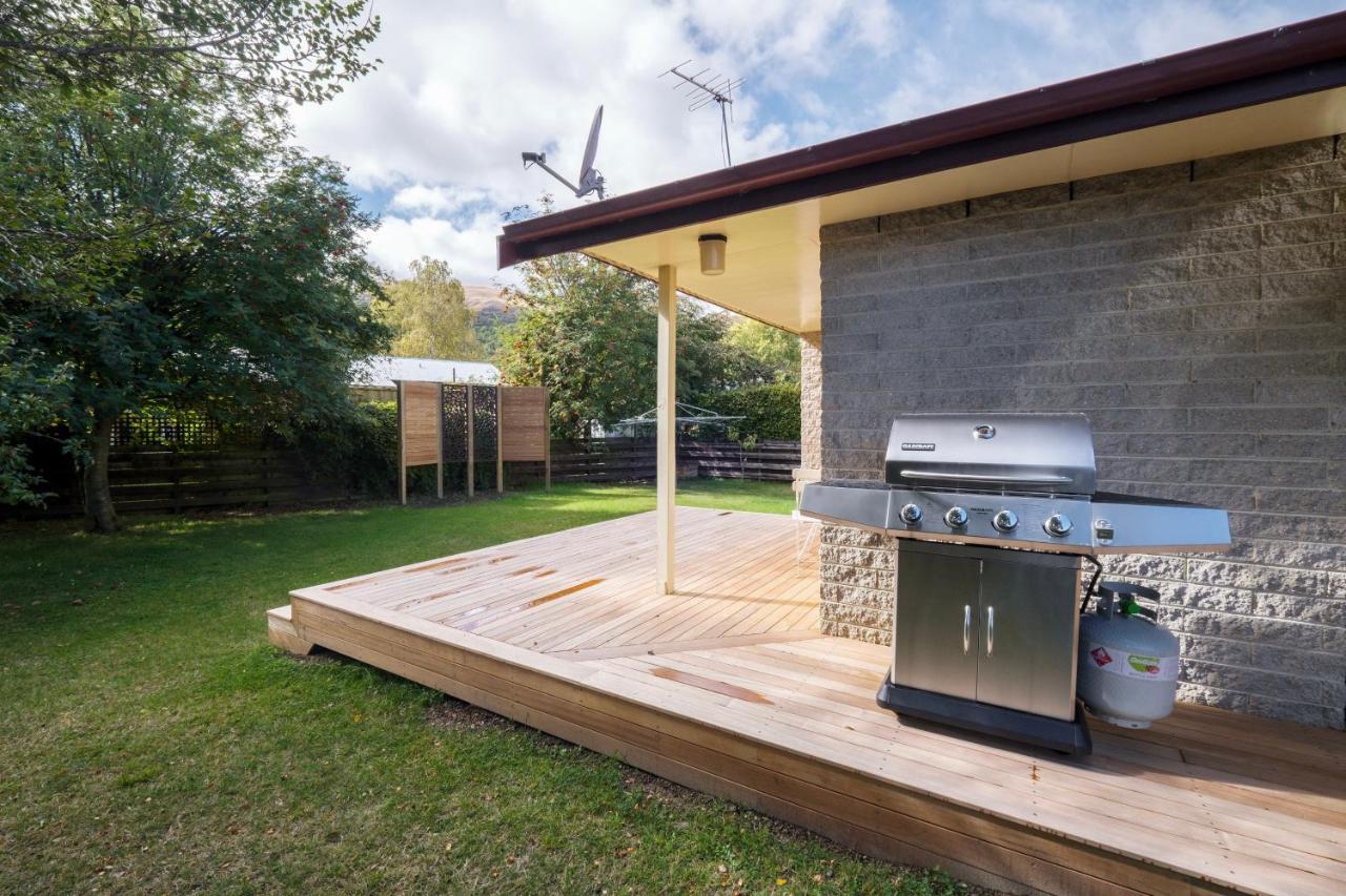 Rees On Reid - Arrowtown Holiday Home מראה חיצוני תמונה